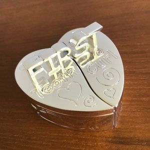 Carlton Cards Babies First Tooth & Curl Heart Box